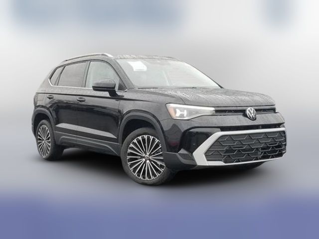 2025 Volkswagen Taos SE