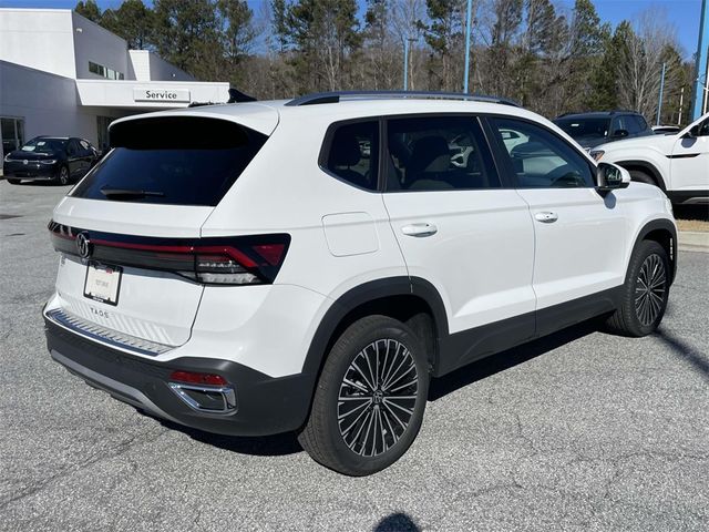 2025 Volkswagen Taos SE