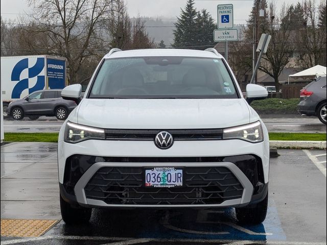 2025 Volkswagen Taos SE