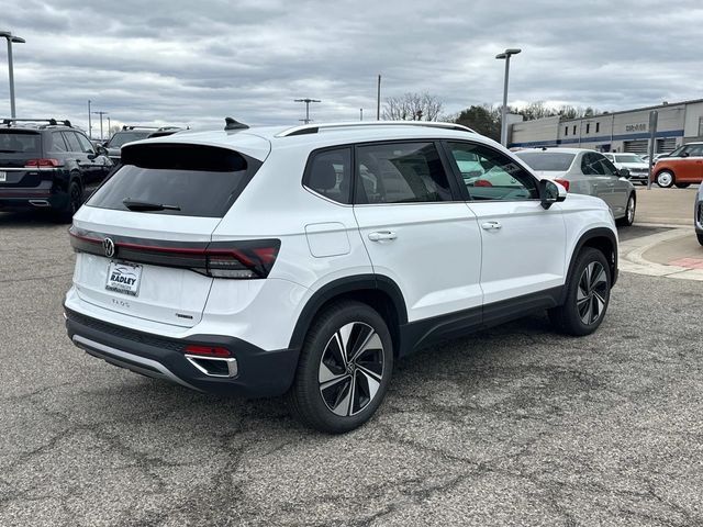 2025 Volkswagen Taos SE