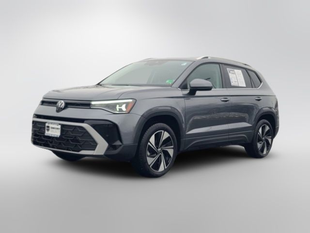2025 Volkswagen Taos SE