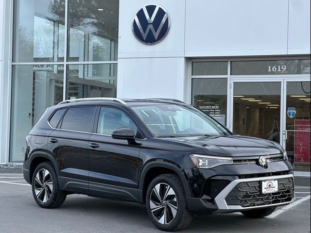 2025 Volkswagen Taos SE