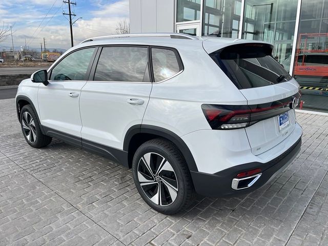 2025 Volkswagen Taos SE