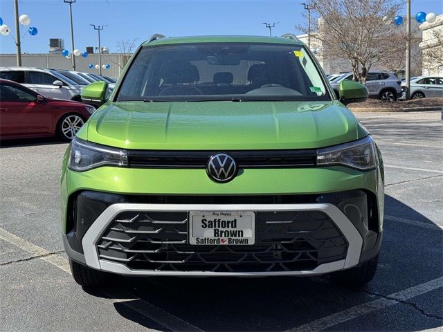 2025 Volkswagen Taos SE