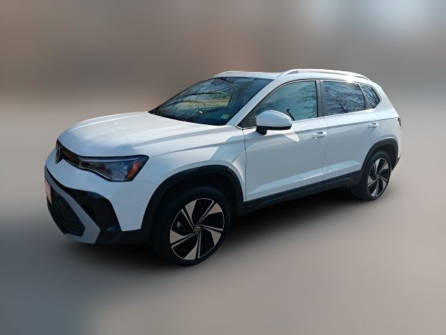 2025 Volkswagen Taos SE