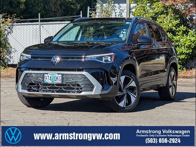 2025 Volkswagen Taos SE