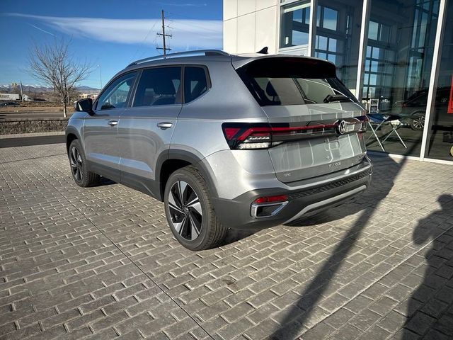 2025 Volkswagen Taos SE