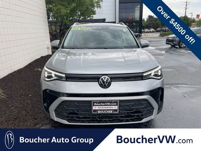 2025 Volkswagen Taos SE