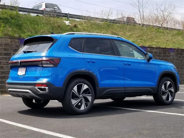 2025 Volkswagen Taos SE