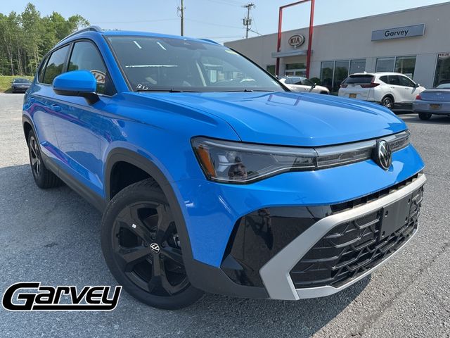 2025 Volkswagen Taos SEL