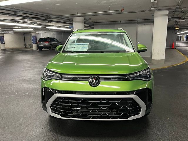 2025 Volkswagen Taos SEL