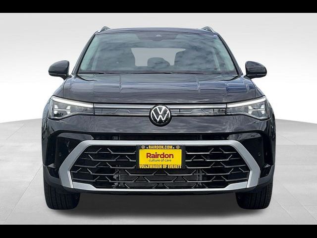 2025 Volkswagen Taos SEL