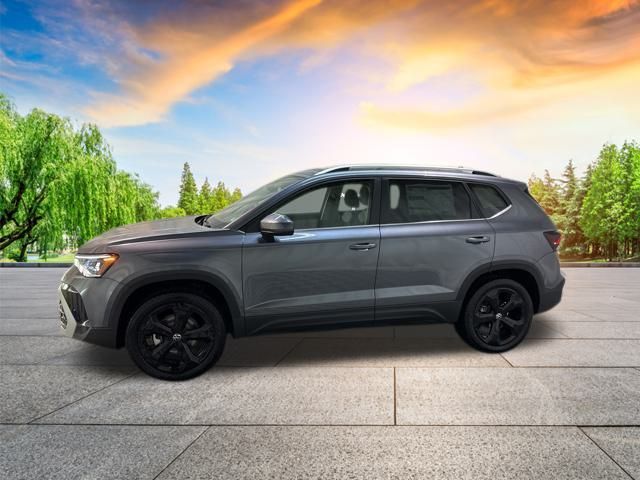 2025 Volkswagen Taos SEL