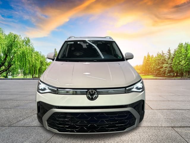 2025 Volkswagen Taos SEL