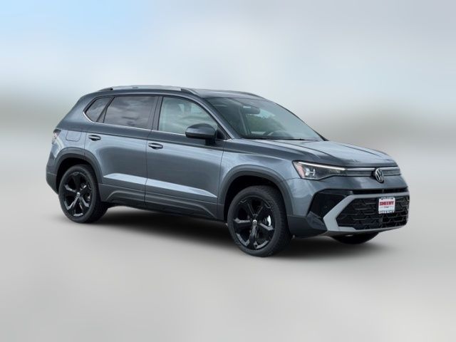 2025 Volkswagen Taos SEL