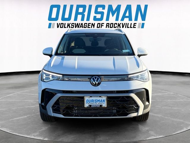 2025 Volkswagen Taos SEL