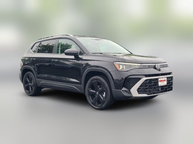 2025 Volkswagen Taos SEL