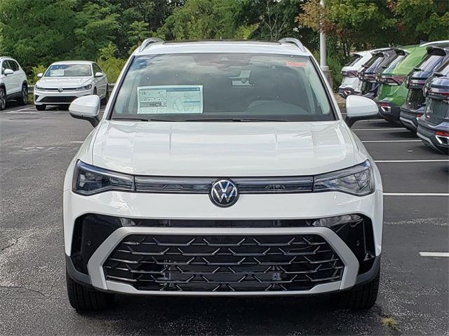 2025 Volkswagen Taos SEL