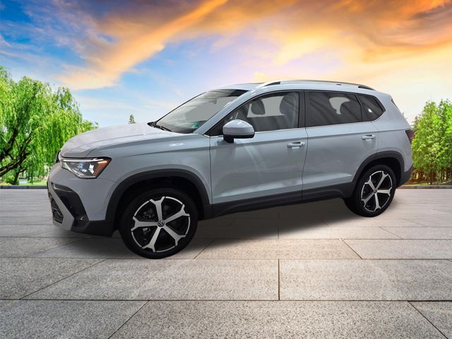 2025 Volkswagen Taos SEL
