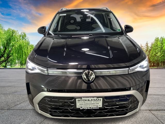 2025 Volkswagen Taos SEL