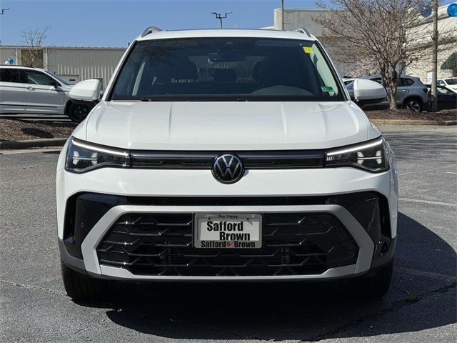 2025 Volkswagen Taos SEL