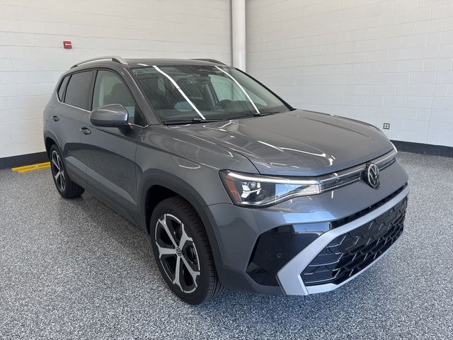 2025 Volkswagen Taos SEL