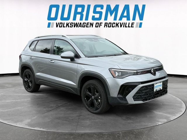 2025 Volkswagen Taos SEL