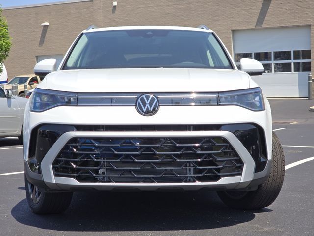 2025 Volkswagen Taos SEL