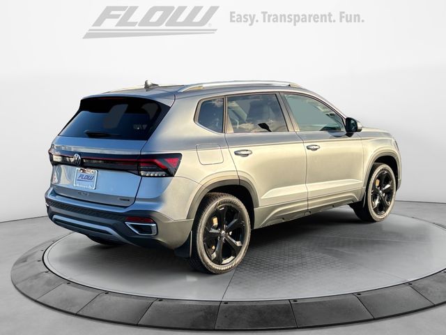 2025 Volkswagen Taos SEL