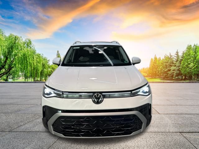 2025 Volkswagen Taos SEL