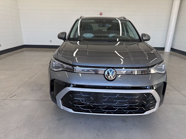 2025 Volkswagen Taos SEL