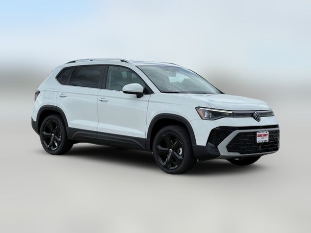 2025 Volkswagen Taos SEL