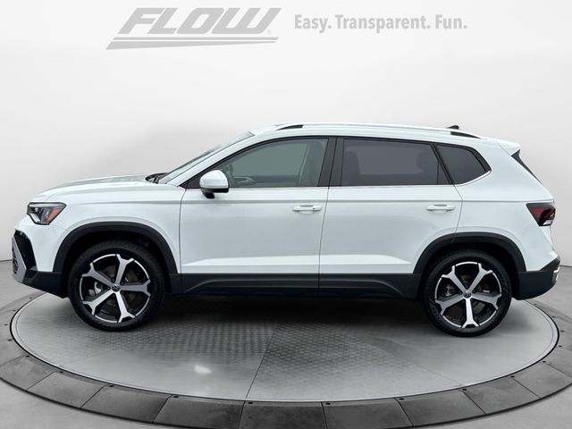 2025 Volkswagen Taos SEL