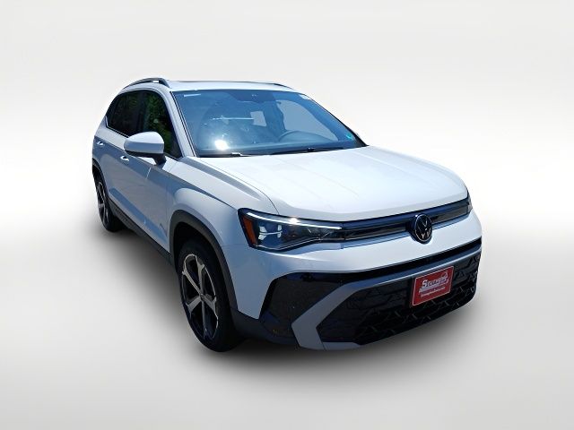 2025 Volkswagen Taos SEL