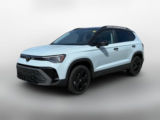 2025 Volkswagen Taos SE Black