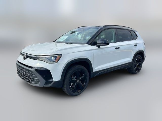2025 Volkswagen Taos SE Black