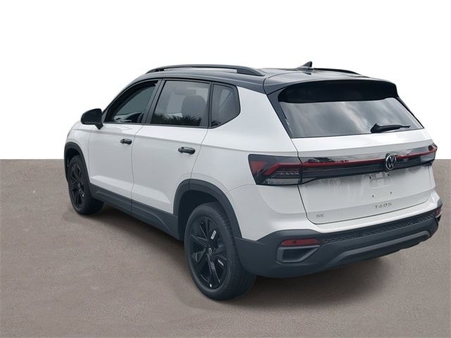 2025 Volkswagen Taos SE Black