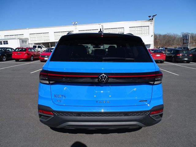 2025 Volkswagen Taos SE Black