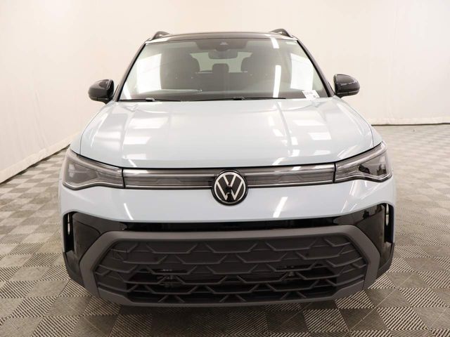 2025 Volkswagen Taos SE Black