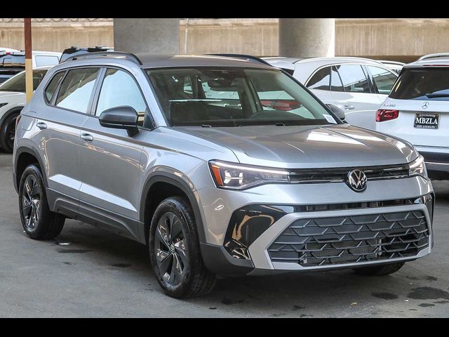 2025 Volkswagen Taos S