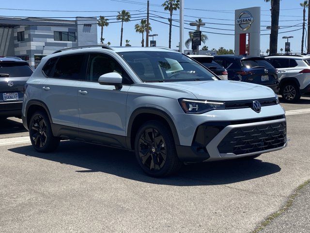 2025 Volkswagen Taos SE