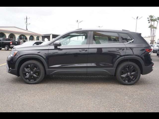 2025 Volkswagen Taos SE