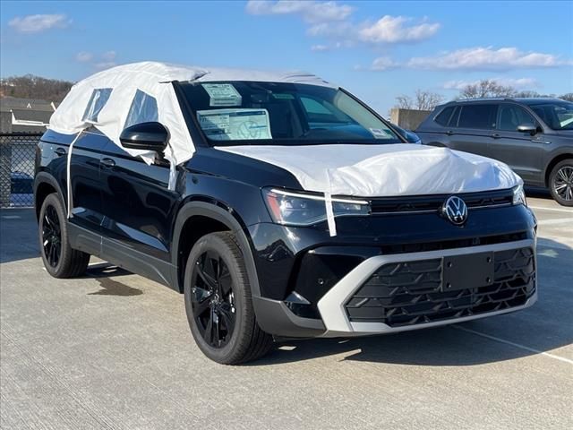 2025 Volkswagen Taos SE