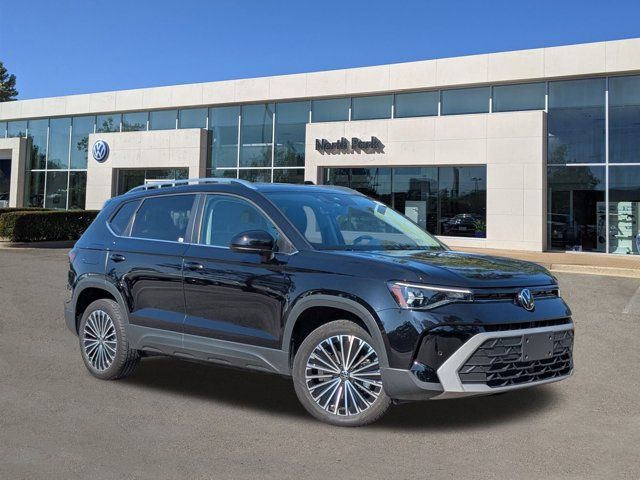 2025 Volkswagen Taos SE