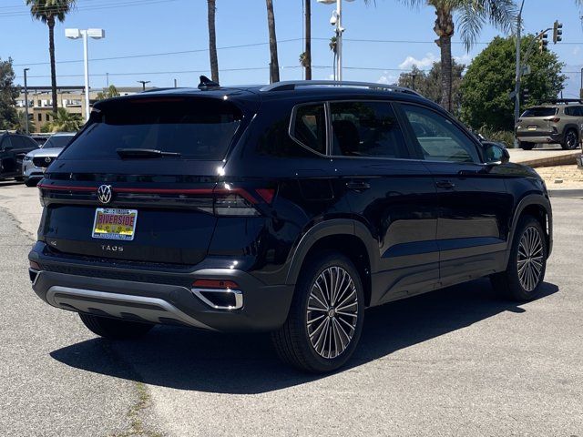 2025 Volkswagen Taos SE