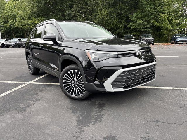 2025 Volkswagen Taos SE