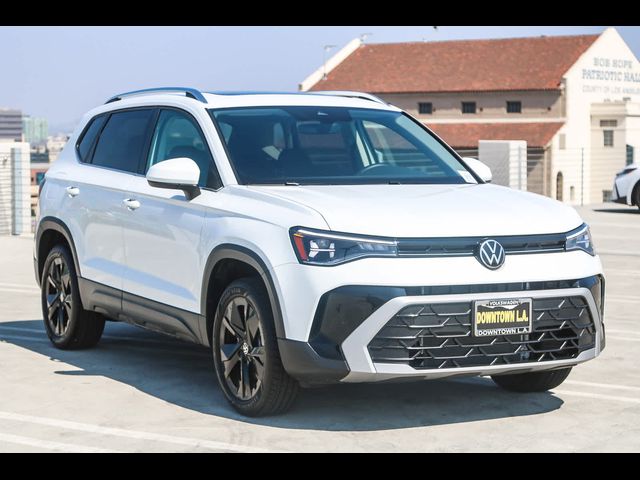 2025 Volkswagen Taos SE