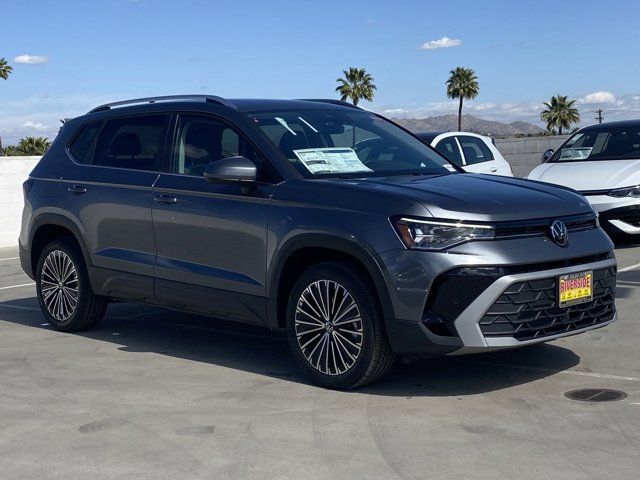 2025 Volkswagen Taos SE
