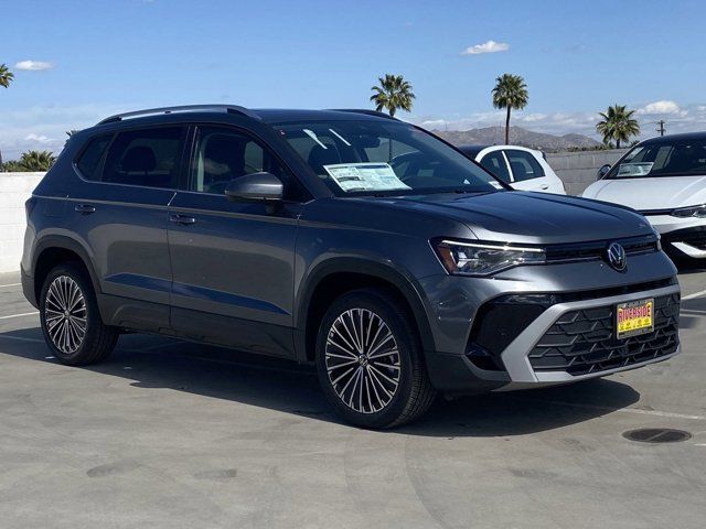 2025 Volkswagen Taos SE
