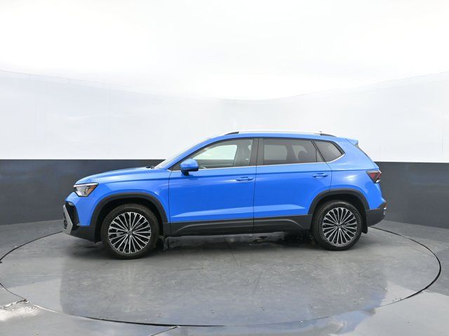 2025 Volkswagen Taos SE
